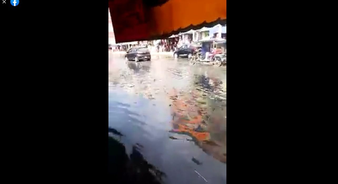 Mercado Modelo está inundado tras el desborde del río